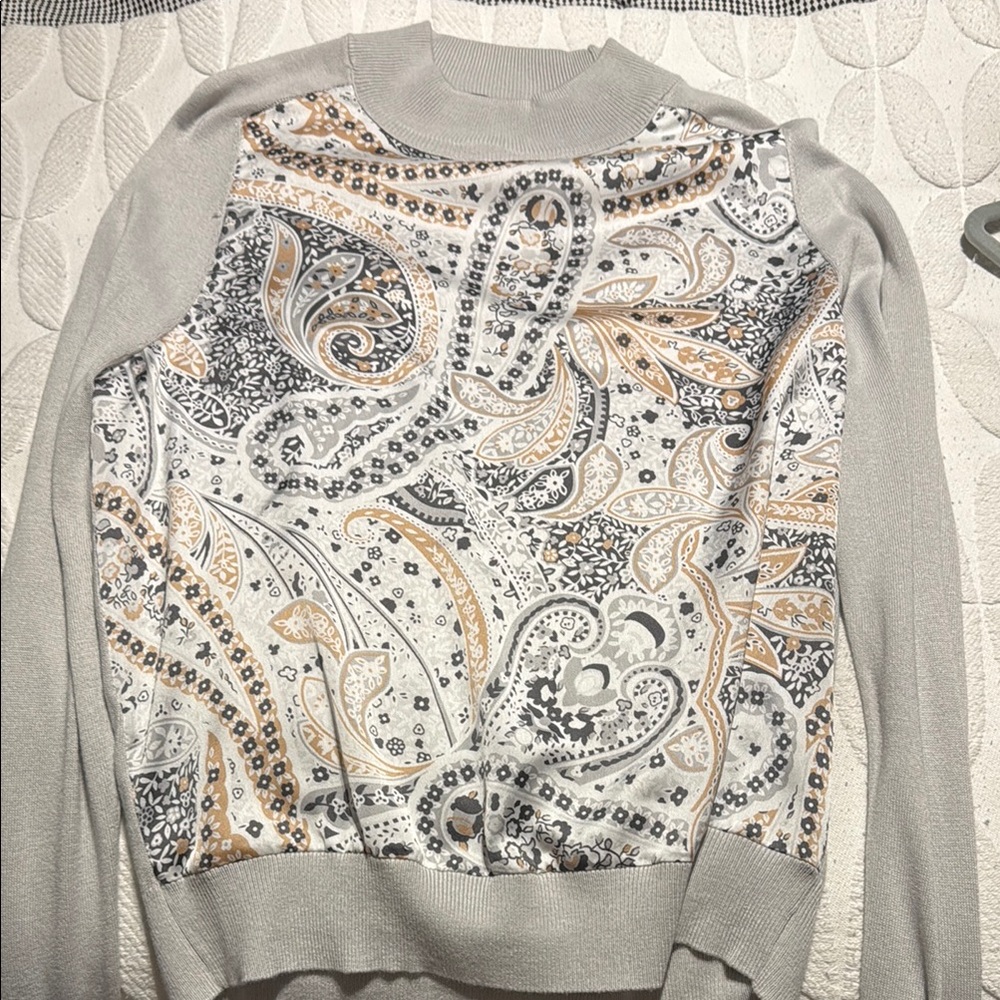 Paisley Patterned Sweater - Gray and Cream never worn